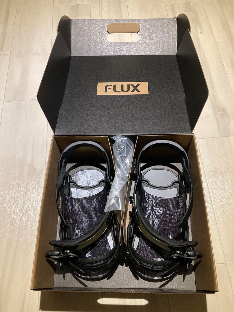 FLUX × UKIYO スノーボード ビンディング ブラック 新品