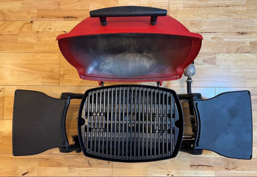 Weber Q1250 Gas Grill 専用ガス缶10本付