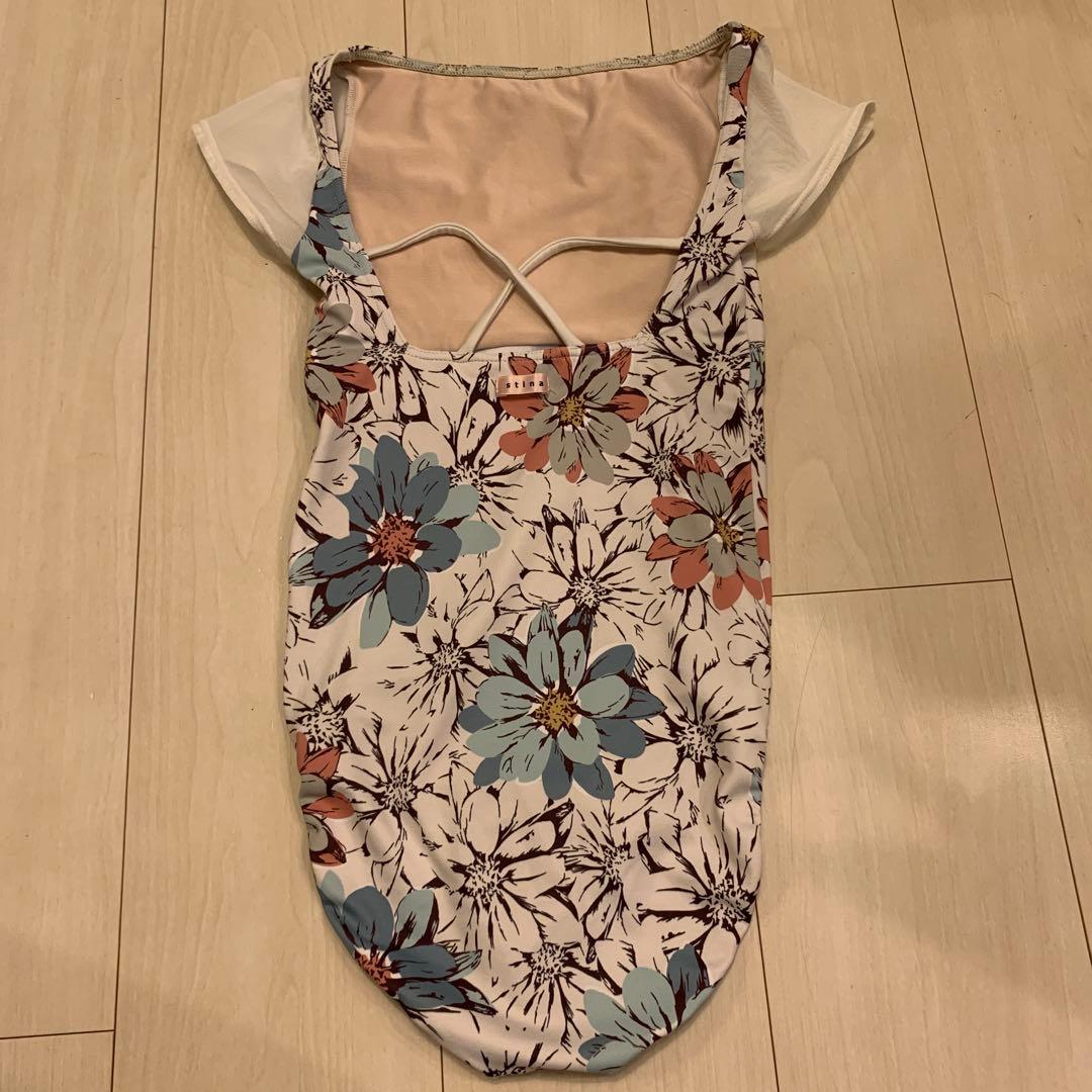 stina スティナ　マーガレット花柄レオタード　Jr.M 140-150 白