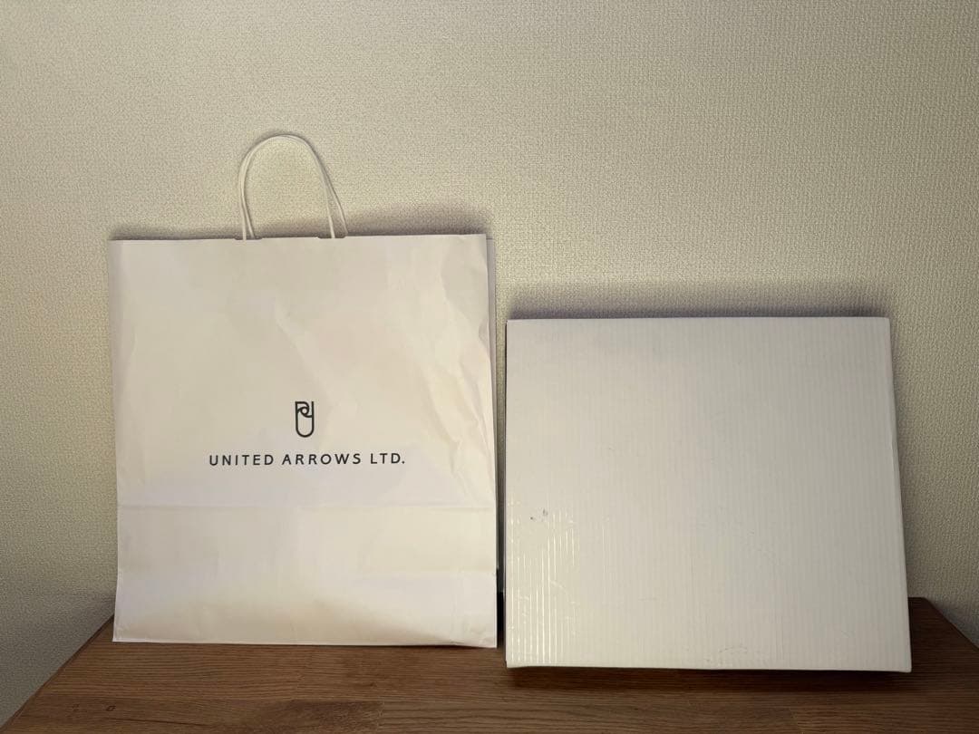 COLEMAN 北山雅和 BEAUTY&YOUTH ミニテーブル 別注品