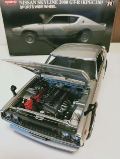 NISSAN SKYLINE 2000 GT-R ミニカー 京商1/18 日産