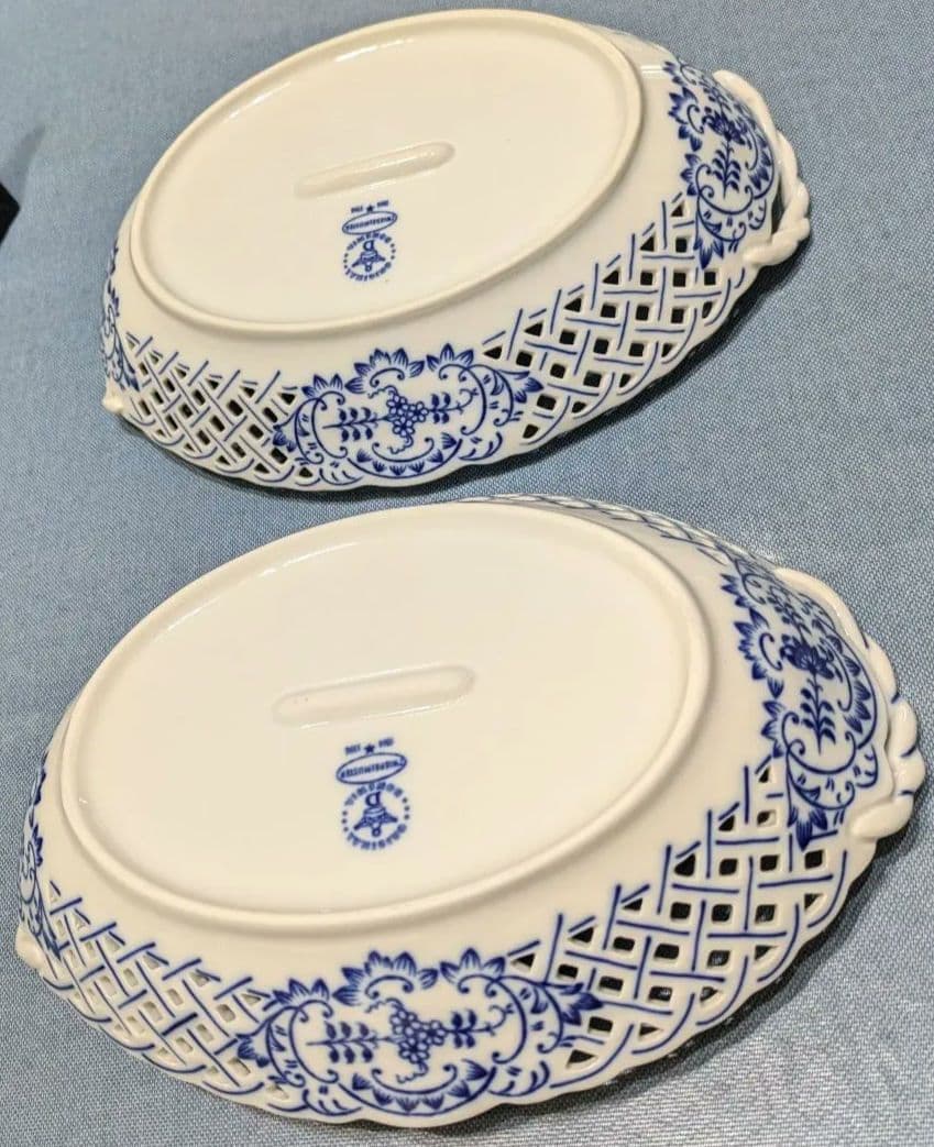 ボヘミア陶器 カールスバード　ブルーオニオン