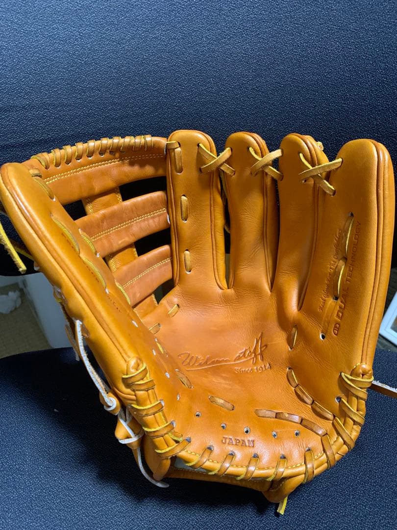 Wilson DUAL 硬式グローブ 外野用 ラベル交換済み