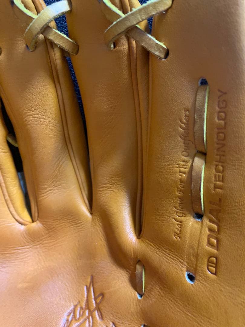 Wilson DUAL 硬式グローブ 外野用 ラベル交換済み
