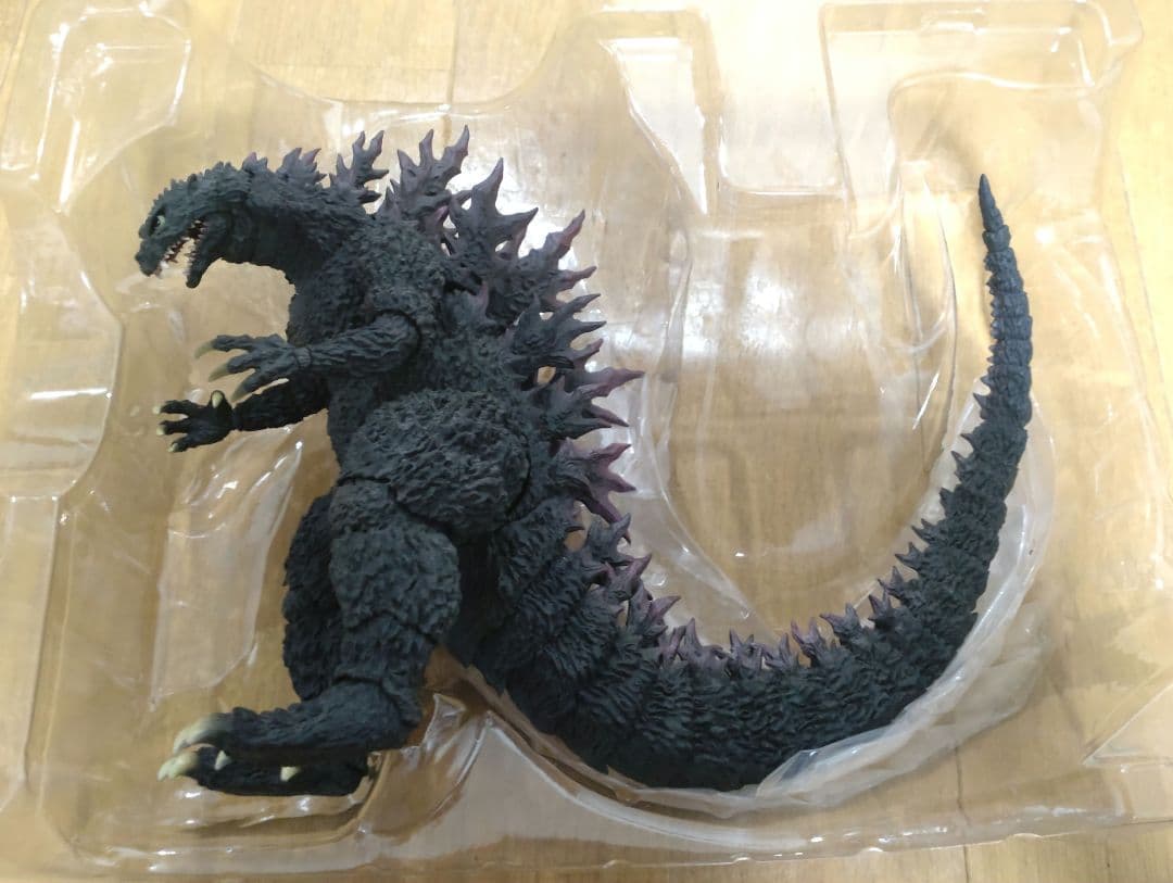 S.H.MonsterArts ゴジラ2000ミレニアム