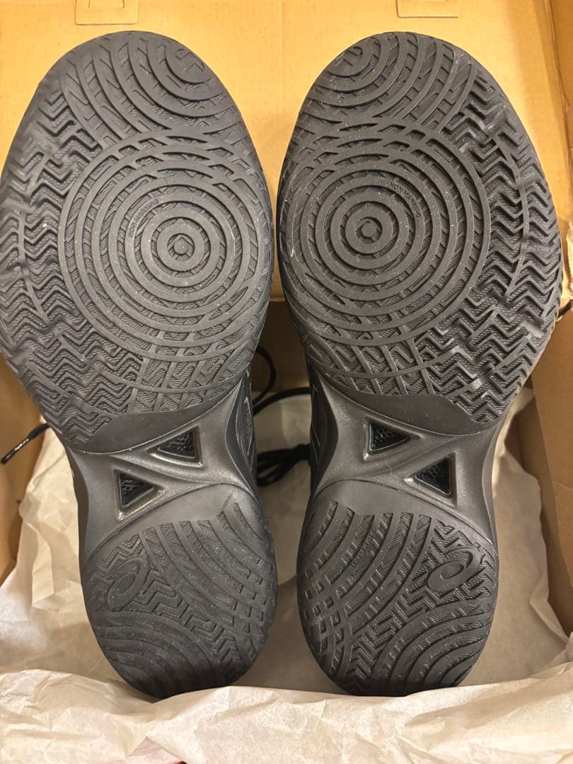 asics ゲルバースト　27.5cm