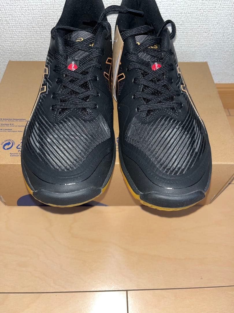 バレーボールシューズ　アシックスasics ローテジャパンライトFF3 未使用品
