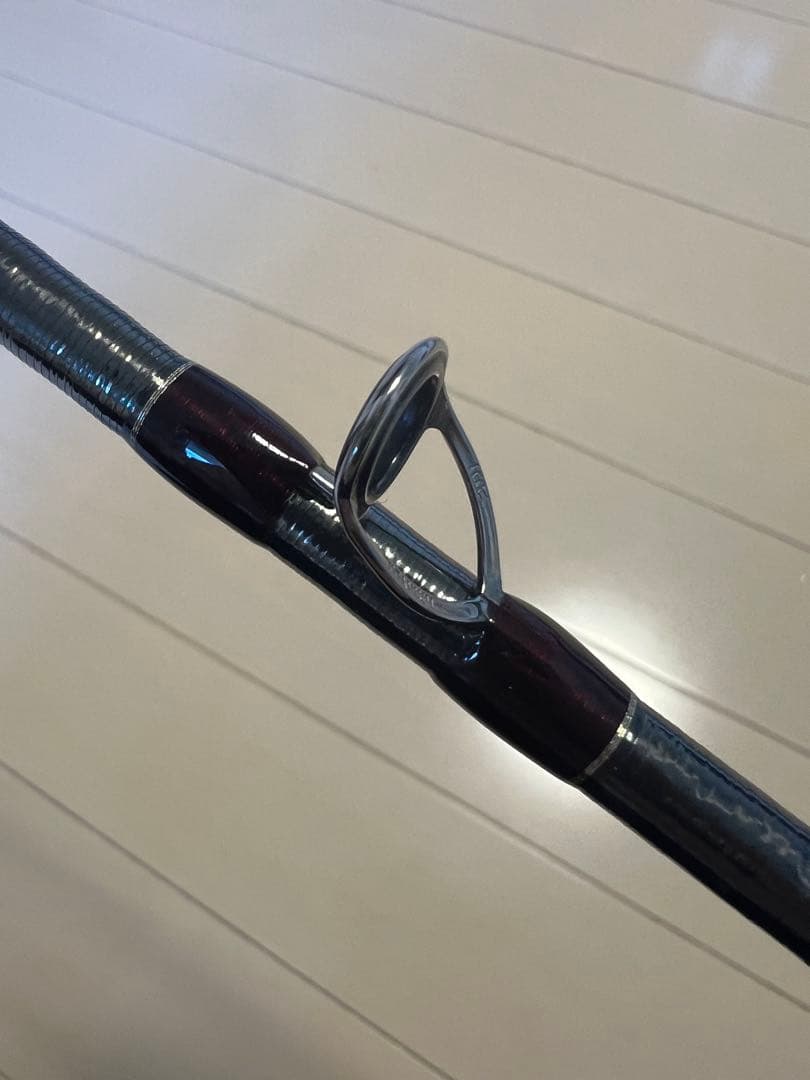 ワールドシャウラ 1832R-2 極美品