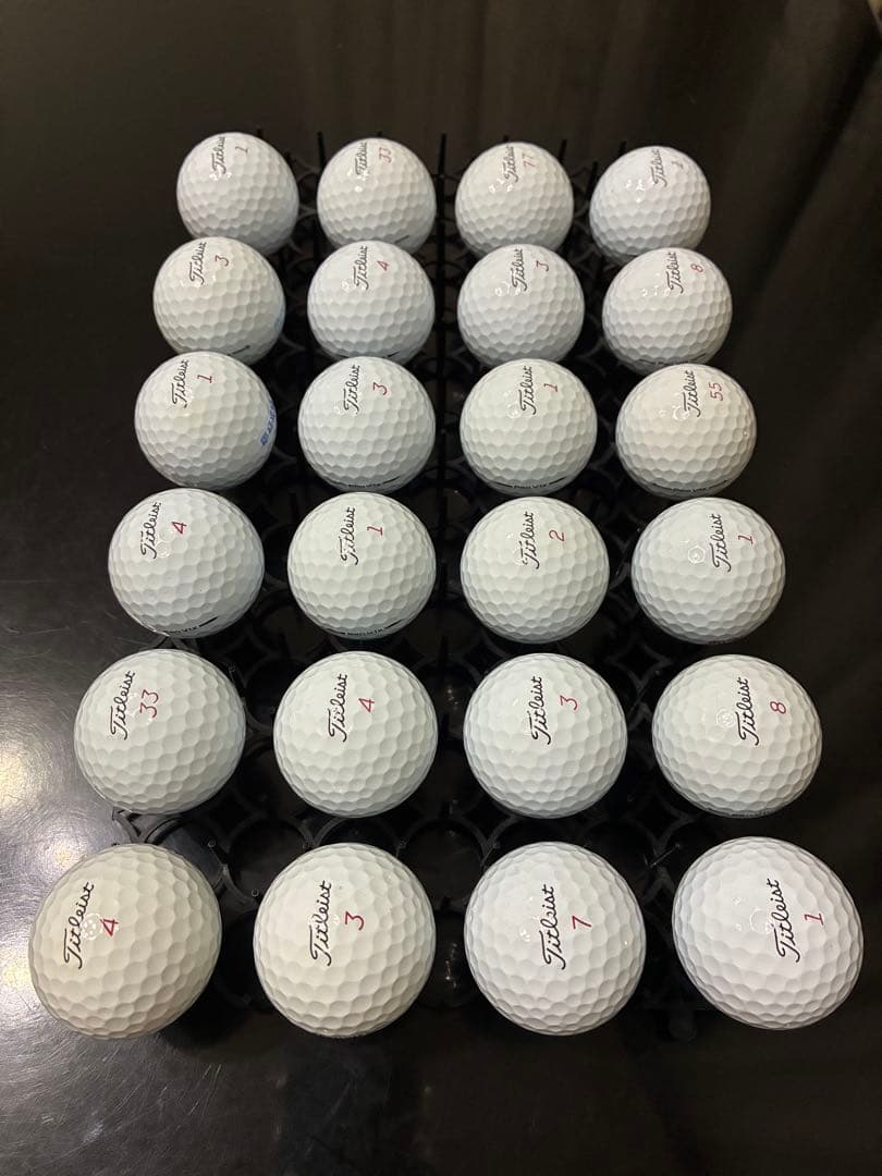 ①新品に近い　送料込み　タイトリスト　PRO V1x　ロストボール 24球セット