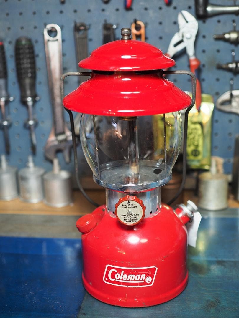 美品1973年6月 コールマン 200A ランタン (ホワイトボーダー) t70
