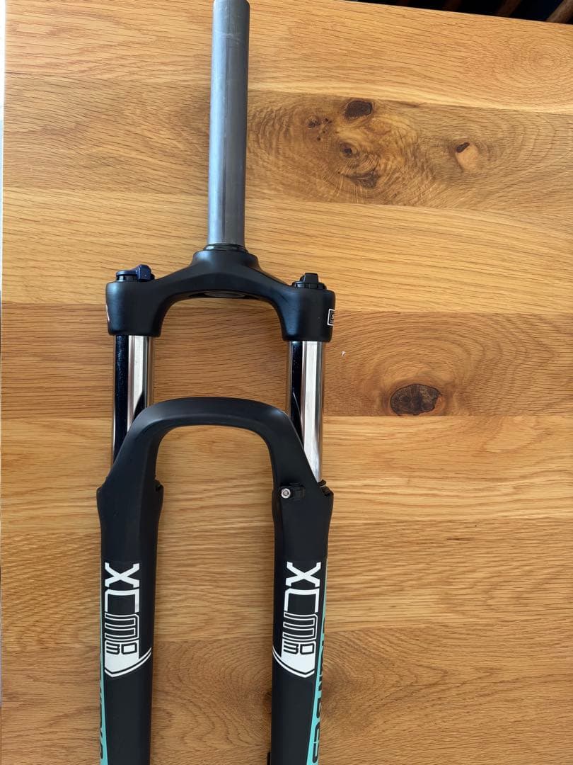 SR SUNTOUR XCM30 サンツアー　サスペンション　ビアンキ