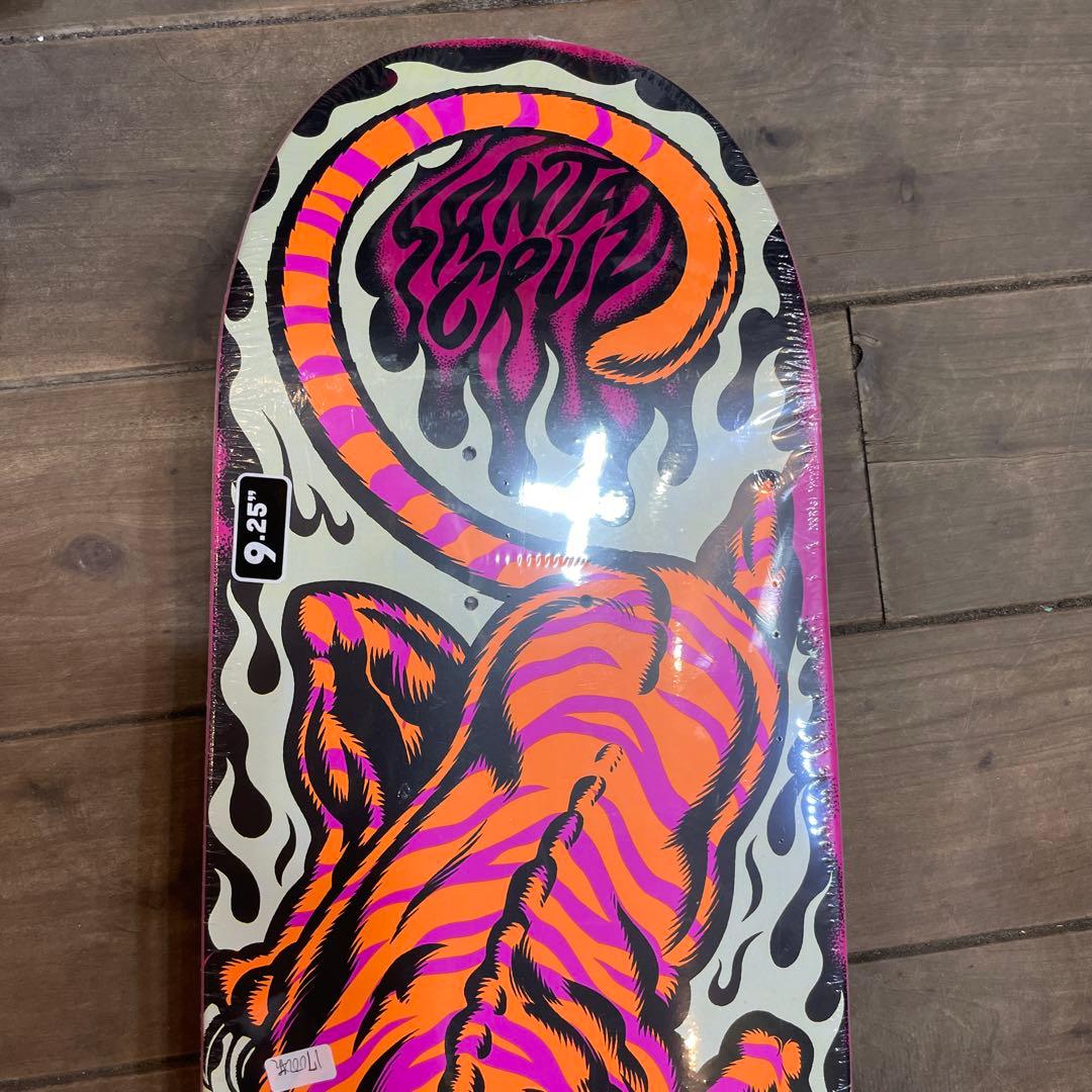 Santa Cruz トラ グラフィック スケートボードデッキ 9.25インチ