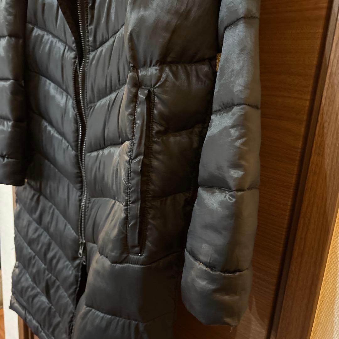 ATHLETA ブラック ダウンベンチコート
