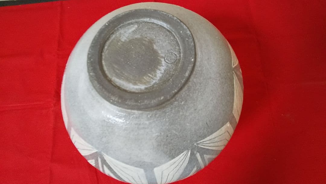 陶器の壺