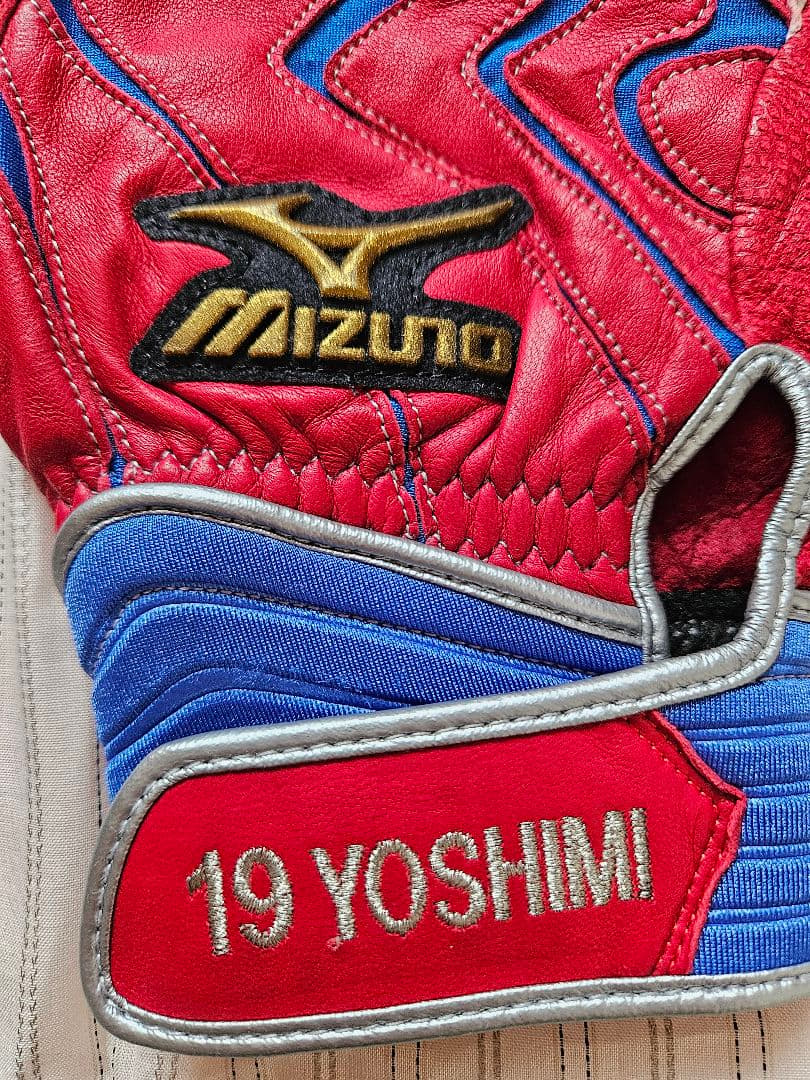 中日ドラゴンズ　吉見一起　練習着　バッティンググローブ　サイン入り