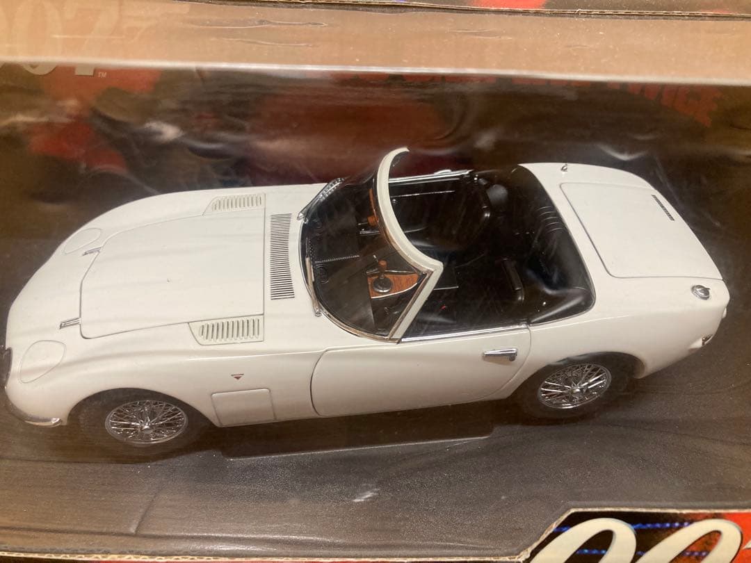 オートアート　トヨタ2000GT　007