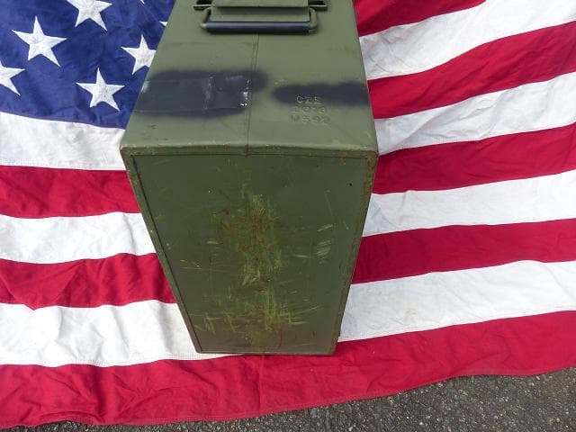 米軍　AMMO BOX 特大　道具箱 などに　アンモキャリングケース　89