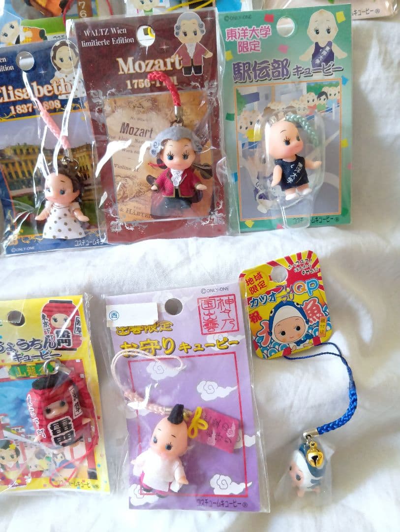 レア　コスチュームキューピーなど　ストラップ　まとめて