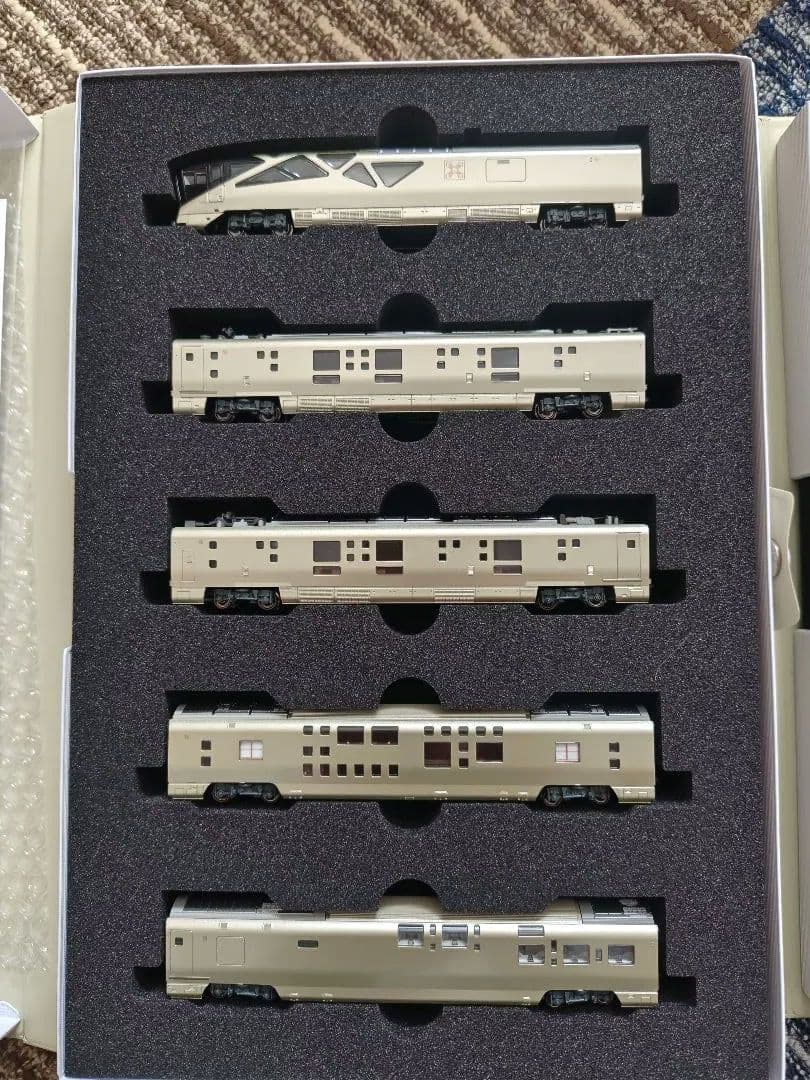 KATO 四季島　TRAIN SUITE SHIKI-SHIMA 10両限定品