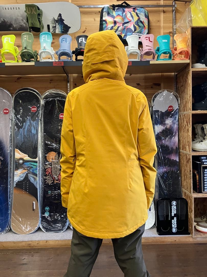 【USED】 VOLCOM ボルコム GORE-TEX スノーボードウェア　M