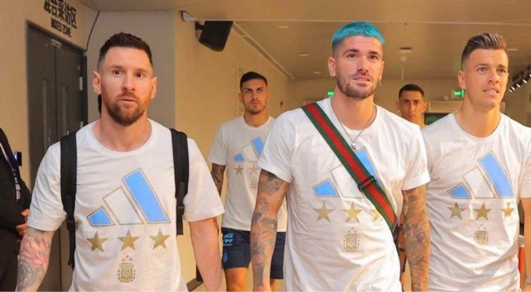 アルゼンチン代表 カタールワールドカップ優勝記念Tシャツ Lサイズ