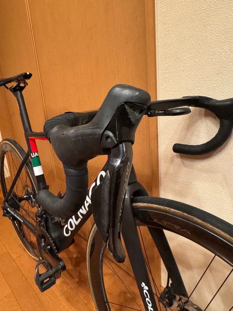 コルナゴ v3rs UAE TEAM Emirates 限定モデル