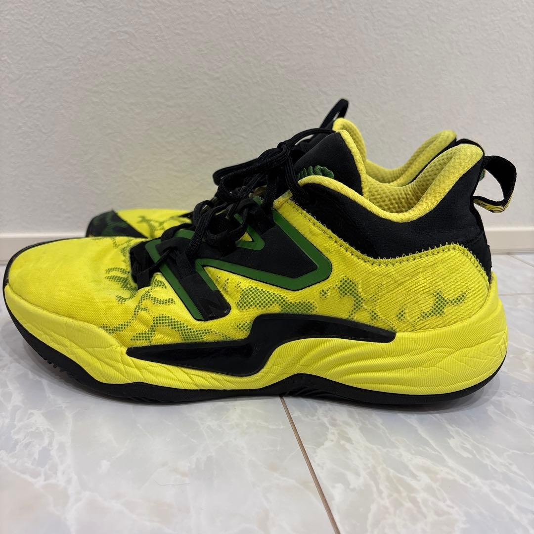 シューズ(男性用) NEW BALANCE FUELCELL TWO WXY V3