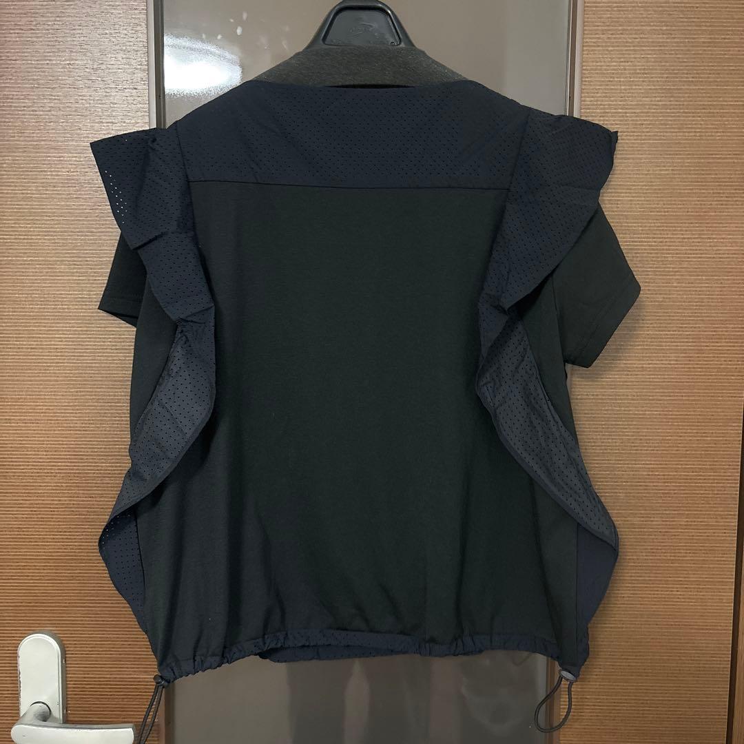 DANSKIN フリル付きバレエトップス 黒