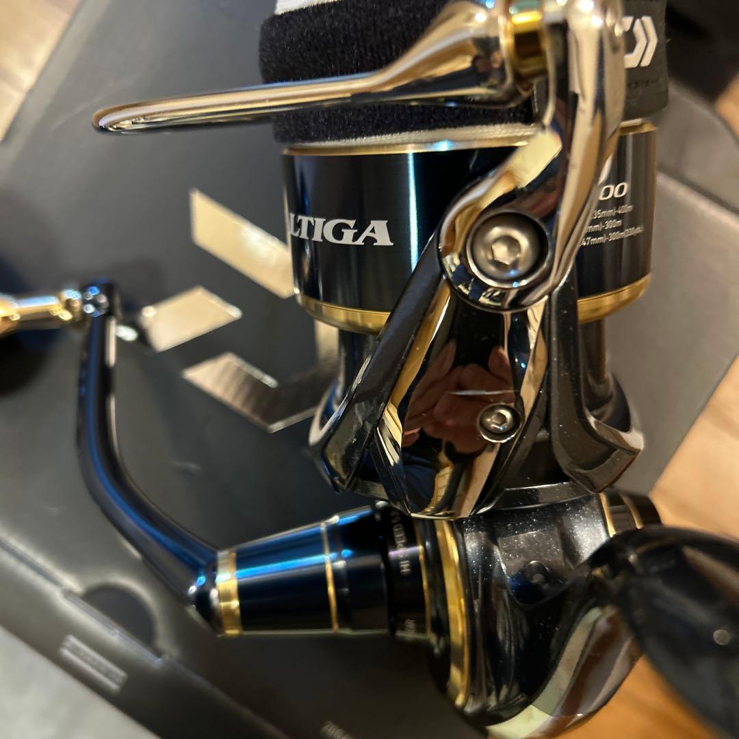 20SALTIGA 18000H スピニングリール