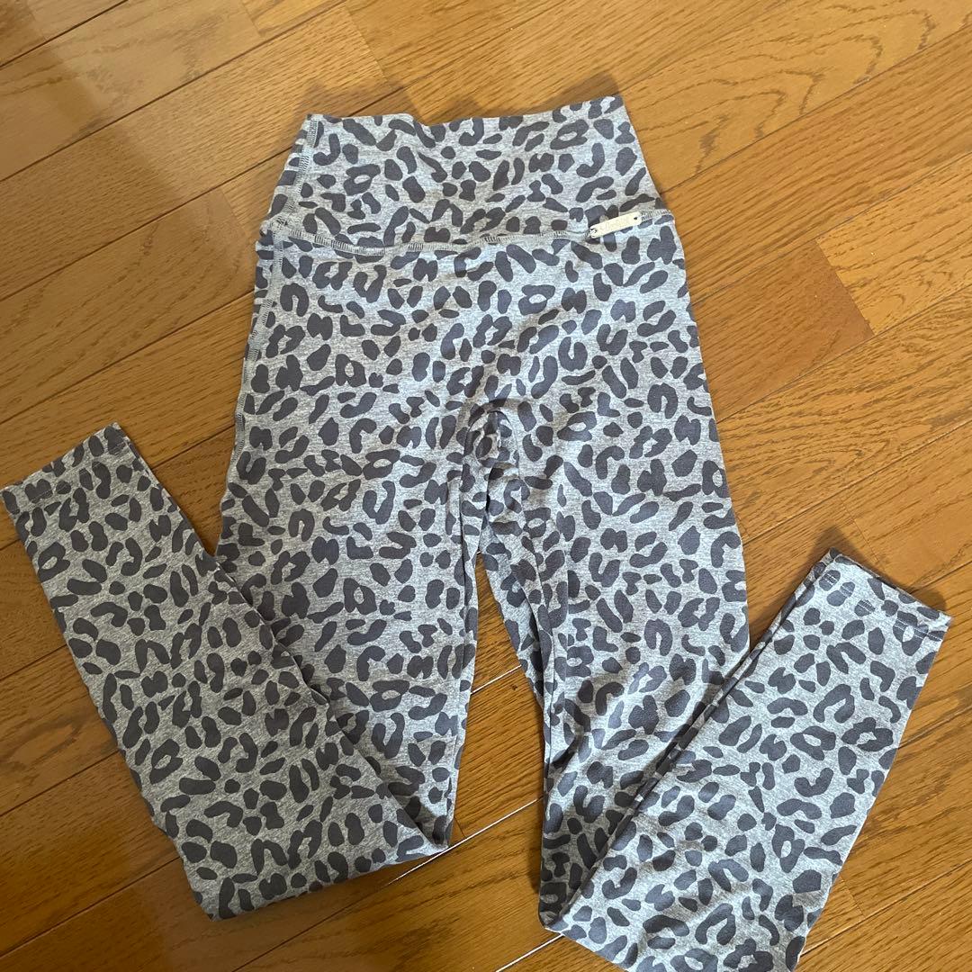 Bombshell sportswear レオパード セットアップ S
