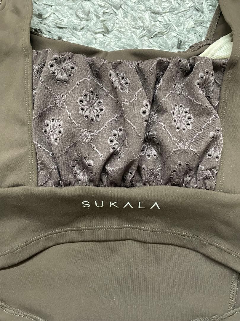SUKALA フラワーレースブラトップ　ブラウン　M