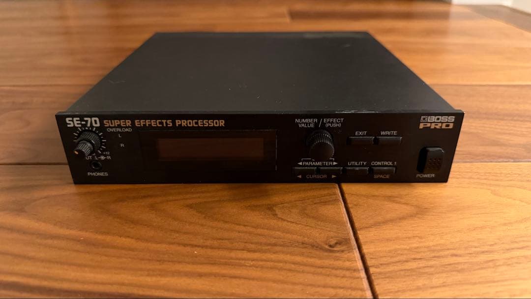 BOSS SE-70 マルチエフェクター