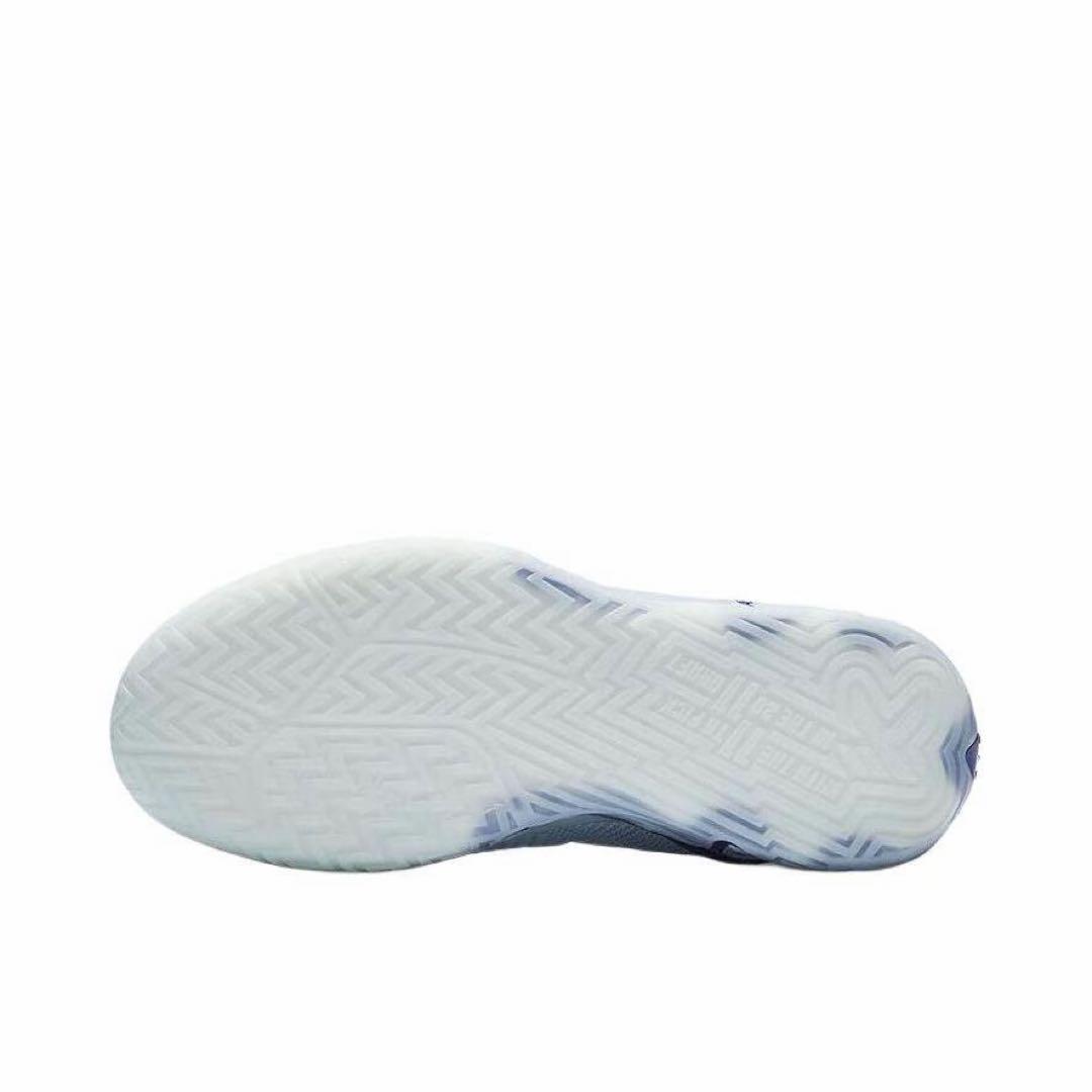 新品未使用　正規品ANTA KT11 US8.5