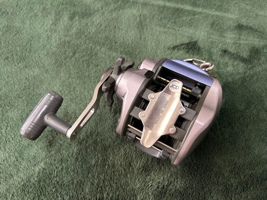 RYOBI Adventure SS700T フィッシングリール