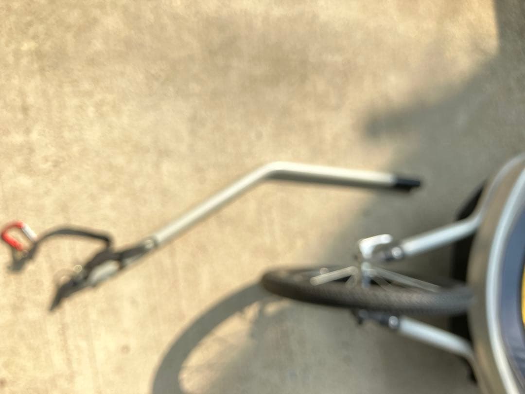 引き取り限定　Via Velo（ヴィア・ヴェロ）自転車用チャイルドトレーラー