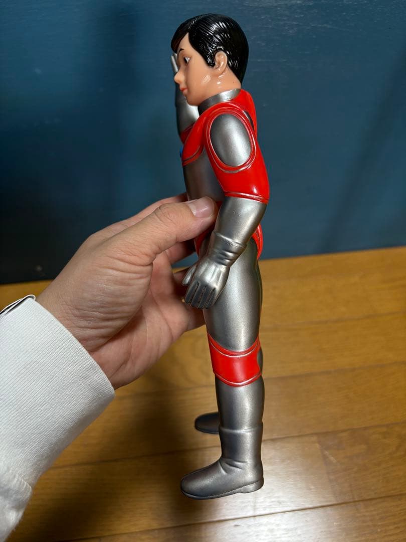 帰って来たウルトラマン面取れソフビ　ガンメタバージョンブルマァク復刻版