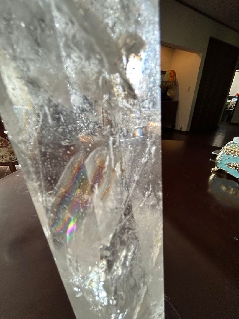 虹入り水晶六角柱(専用台付き)