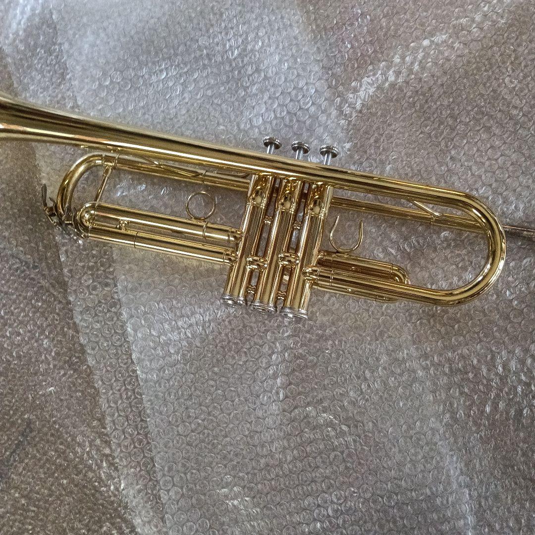 ・トランペット　PaIace universe