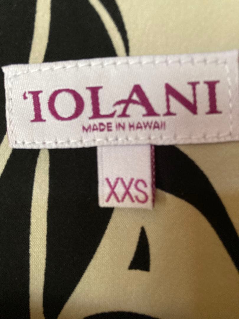 IOLANI フラロングドレス XXS アイボリーとブラック総丈127cm
