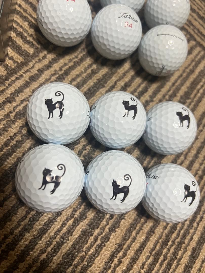 タイトリスト ゴルフボール　PROV1X 1ダース　No.94 黒ネコ　新品