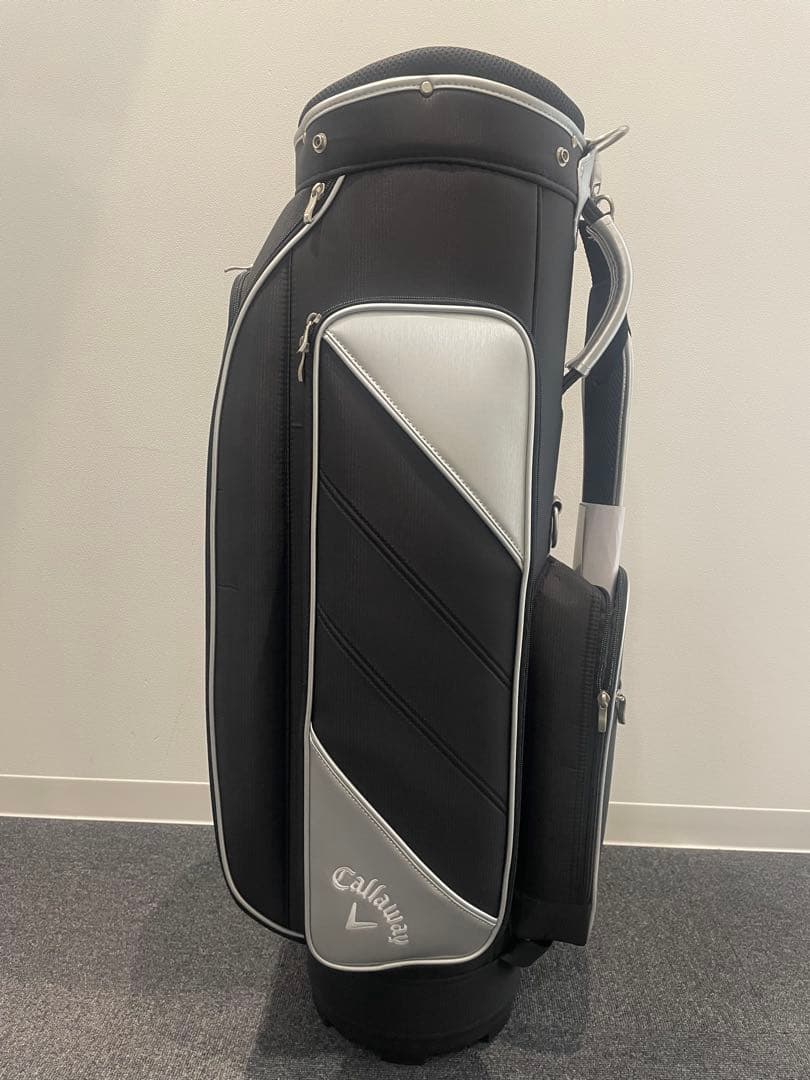 Callaway REV キャディバッグ ブラック/ホワイト