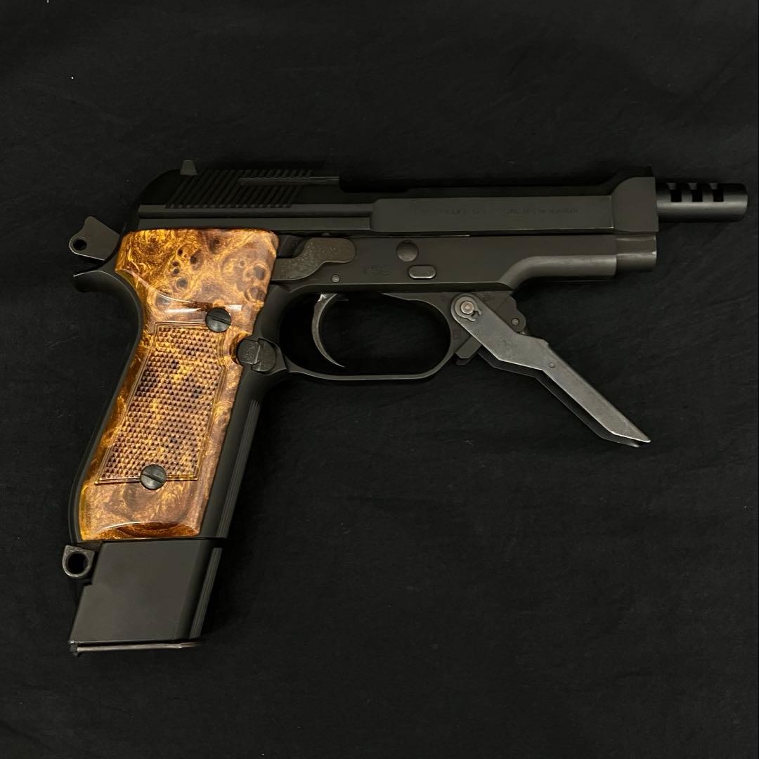 KSC MODEL93-R ベレッタ M93R モデルガスガン　D19041Z
