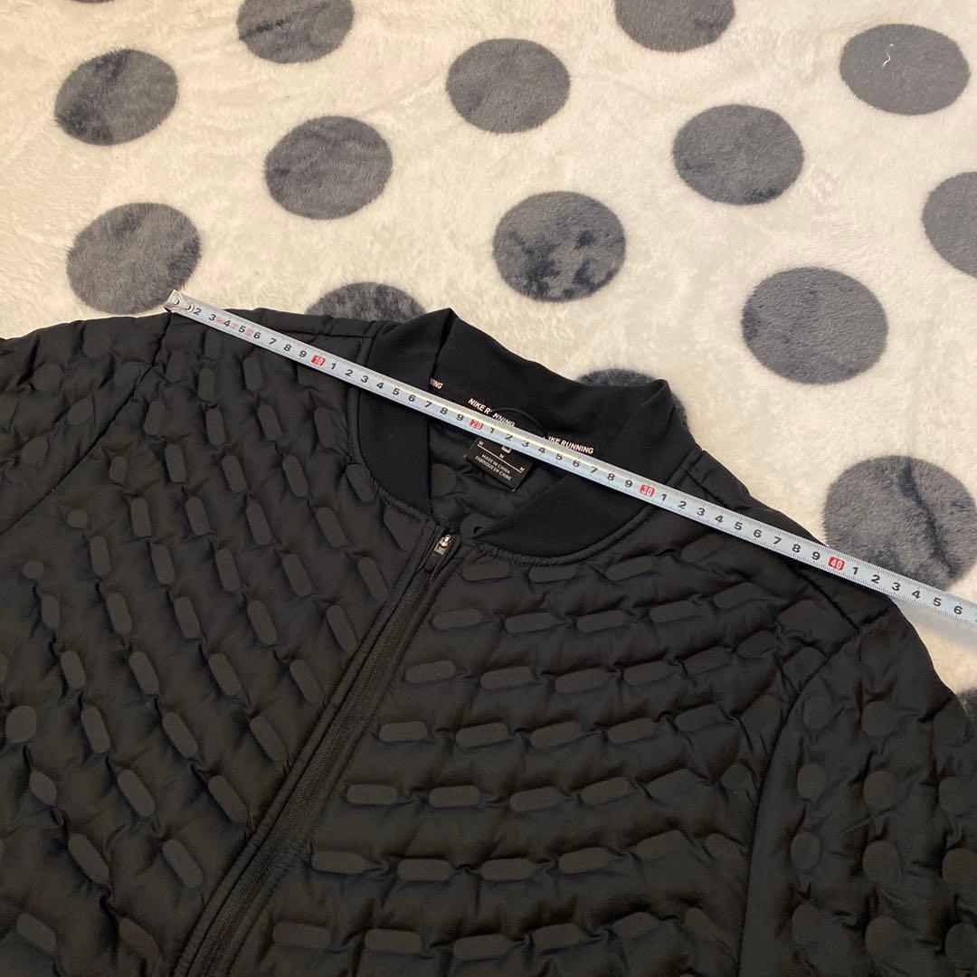 【美品】Nike running Aeroloft ブラック Mサイズ　ダウン