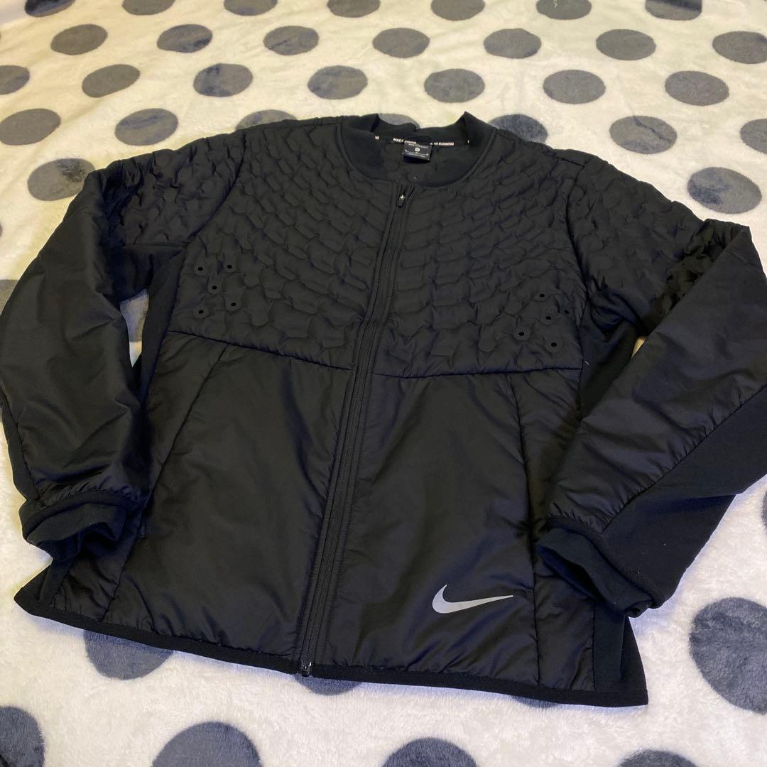 【美品】Nike running Aeroloft ブラック Mサイズ　ダウン