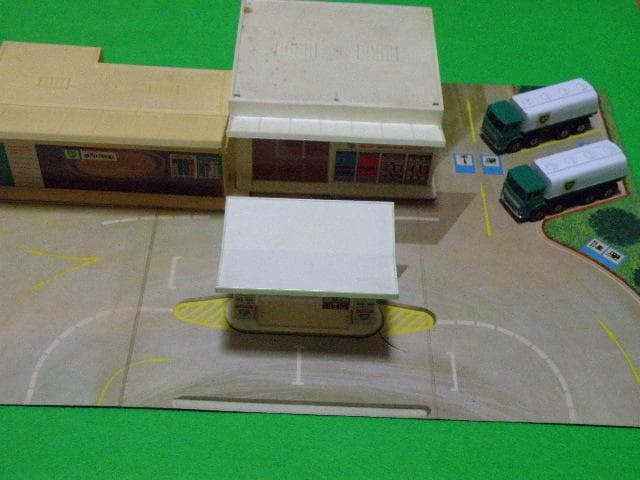 マッチボックス　Ｇ１　サービスステーションセット
