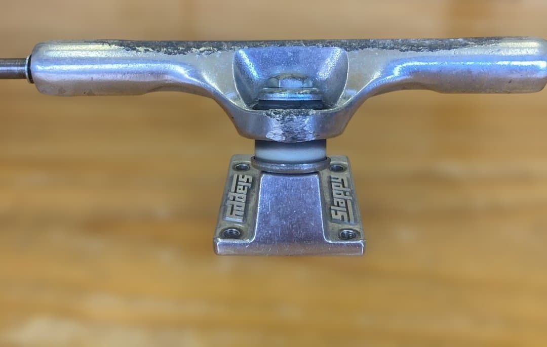 Slappy Trucks 10インチ　スラッピー・トラックス　IKP