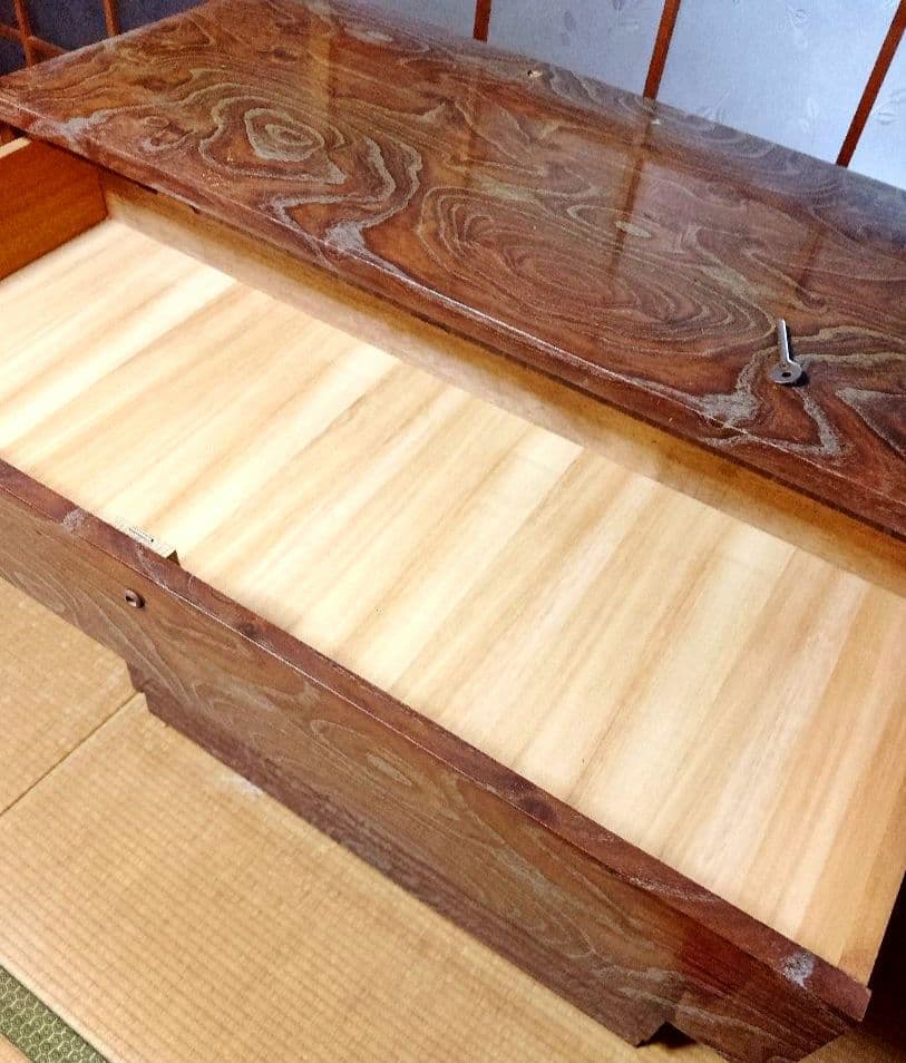 昭和レトロ ヴィンテージ 箪笥 チェスト 6段 木目調 木製家具 収納 鍵付き