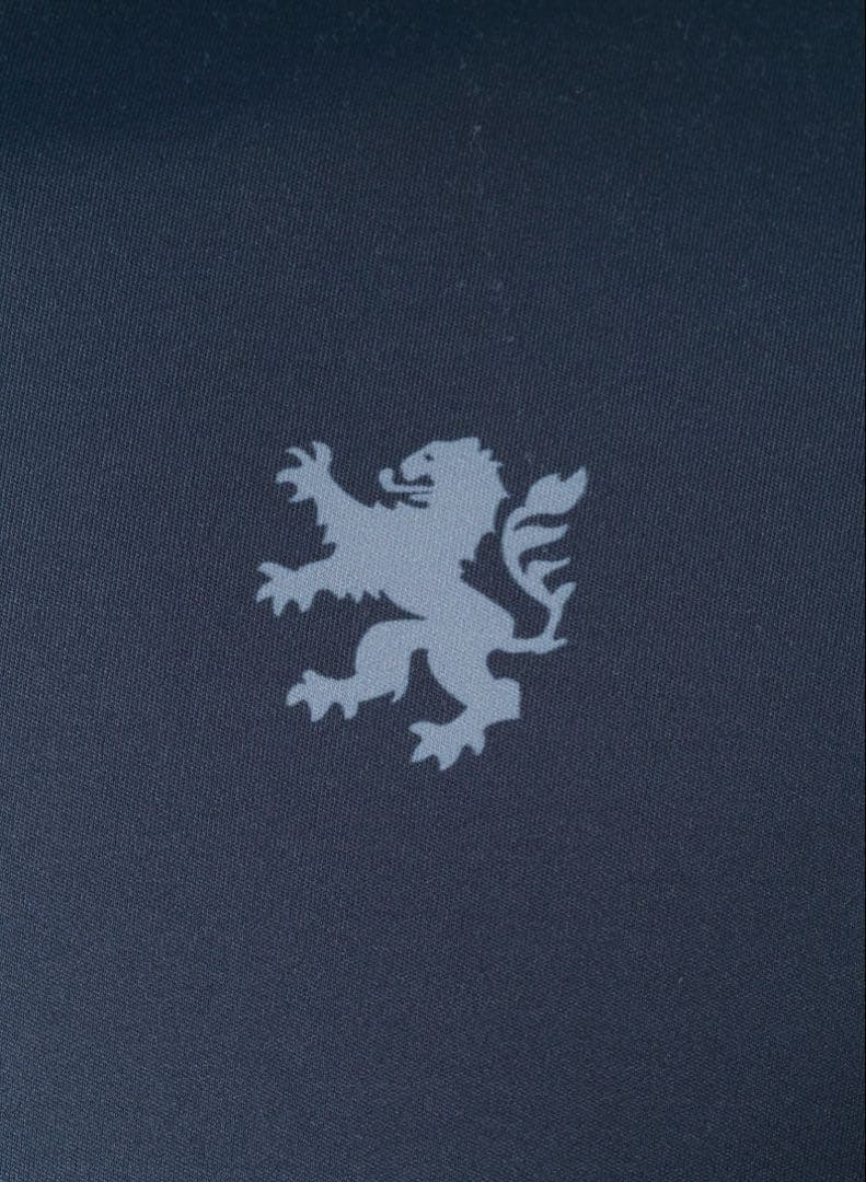 Lion de Kapelmuur ライトウォームジャージ　Ｌサイズ