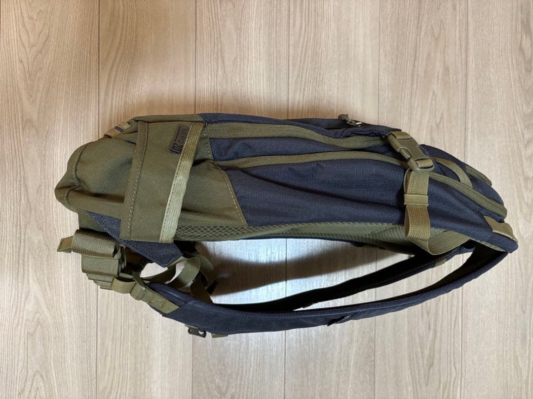DAKINE HELL PRO 20L ダカイン　ヘリプロ　リュック　オリーブ
