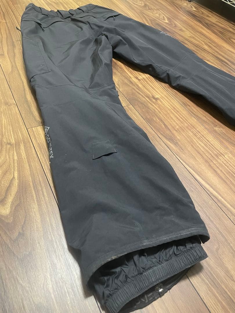 BURTON 「ak」 GORE-TEX スノーボードウェア上下セット